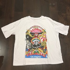 graphic tee